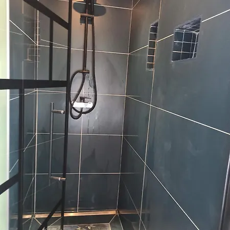 30 Minutes Du Parc Floral - Privative Séjour chez l'habitant